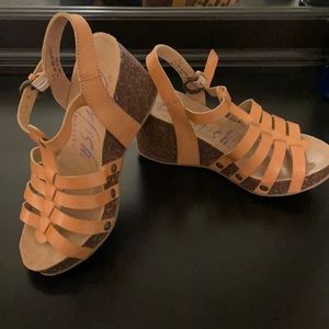 Blowfish wedge sandal